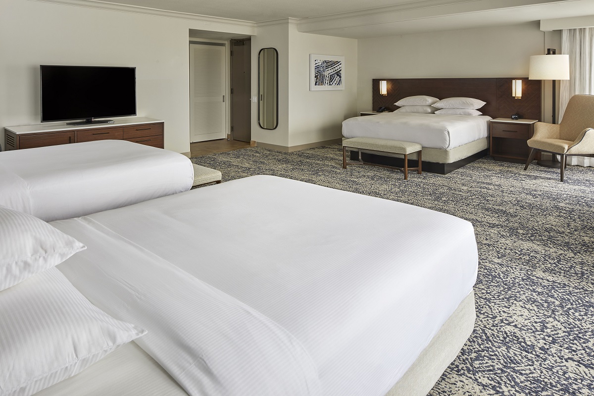 Small-HHV_Tapa-Family-Room-2.jpg