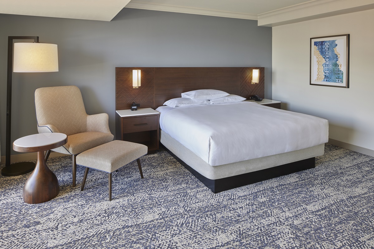 HHV_Tapa-One-Bedroom-Suite-Bedroom-view-2-sm.jpg